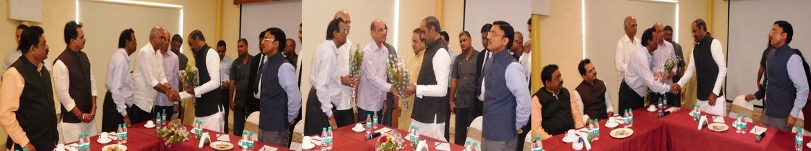 Delegation of FIA, Silvassa met Shri Hansraj Ahir Honl. MoS(Home), Delegation of FIA, Silvassa met Shri Hansraj Ahir Honl. MoS(Home) and highlighted the distress of industrial sector in DNH...